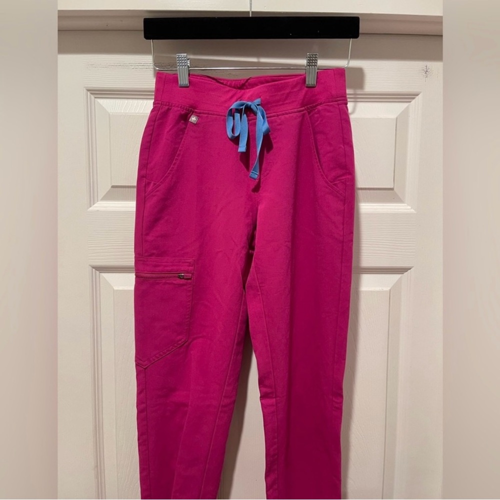 FIGS Zamora Jogger Scrub Pants – Raspberry Sorbet, XXS Tall | Rare Color!